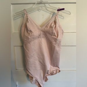 MaidenForm Bodysuit 2XL